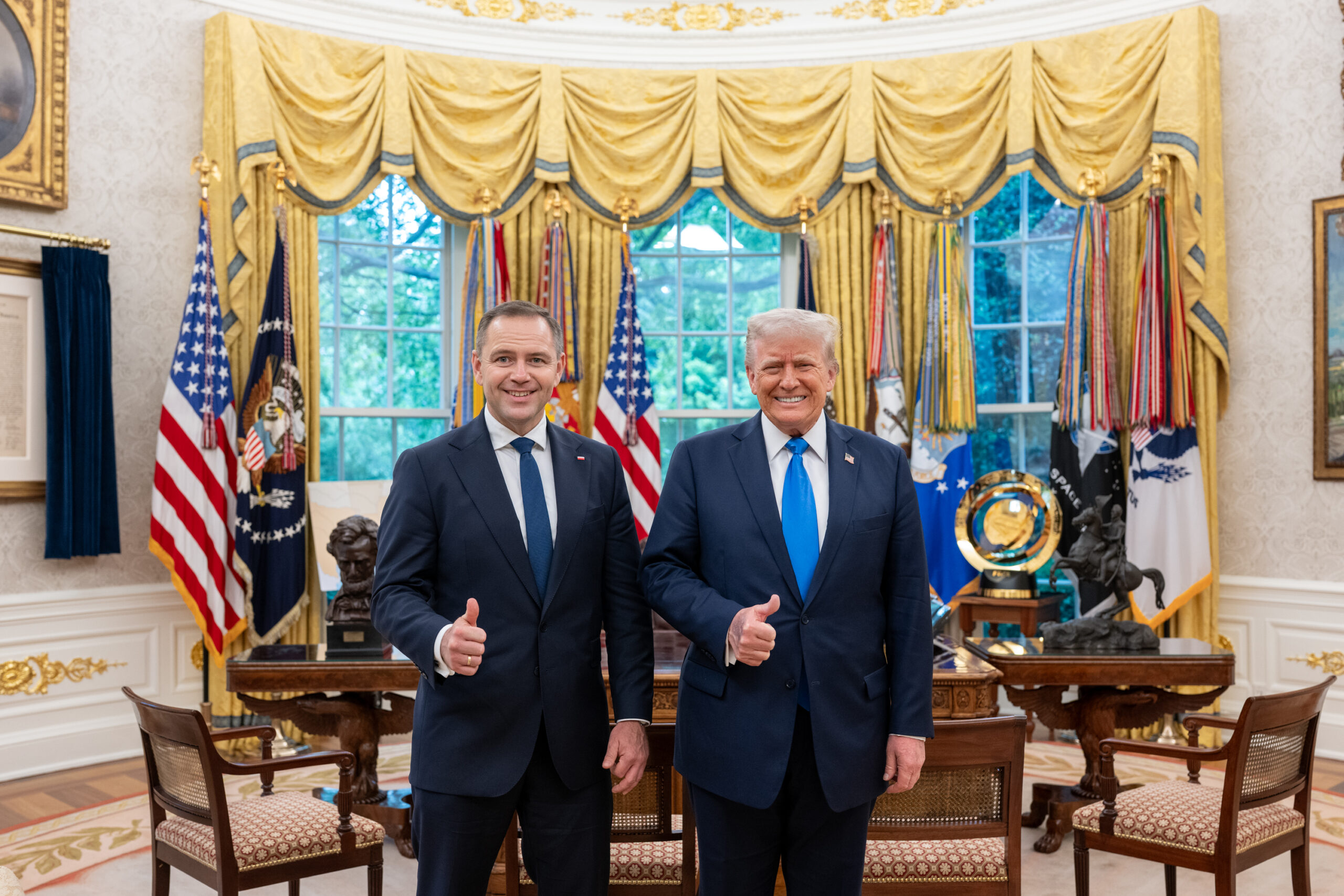 Nawrocki trump
