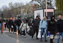 Ochotnicy stawiają się do służby