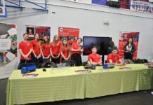 Szkoły na jednej hali