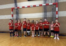 17 goli i pełne trybuny