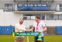 Świt buduje zaplecze