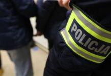 Dwóch poszukiwanych listami gończymi zatrzymali nowodworscy kryminalni
