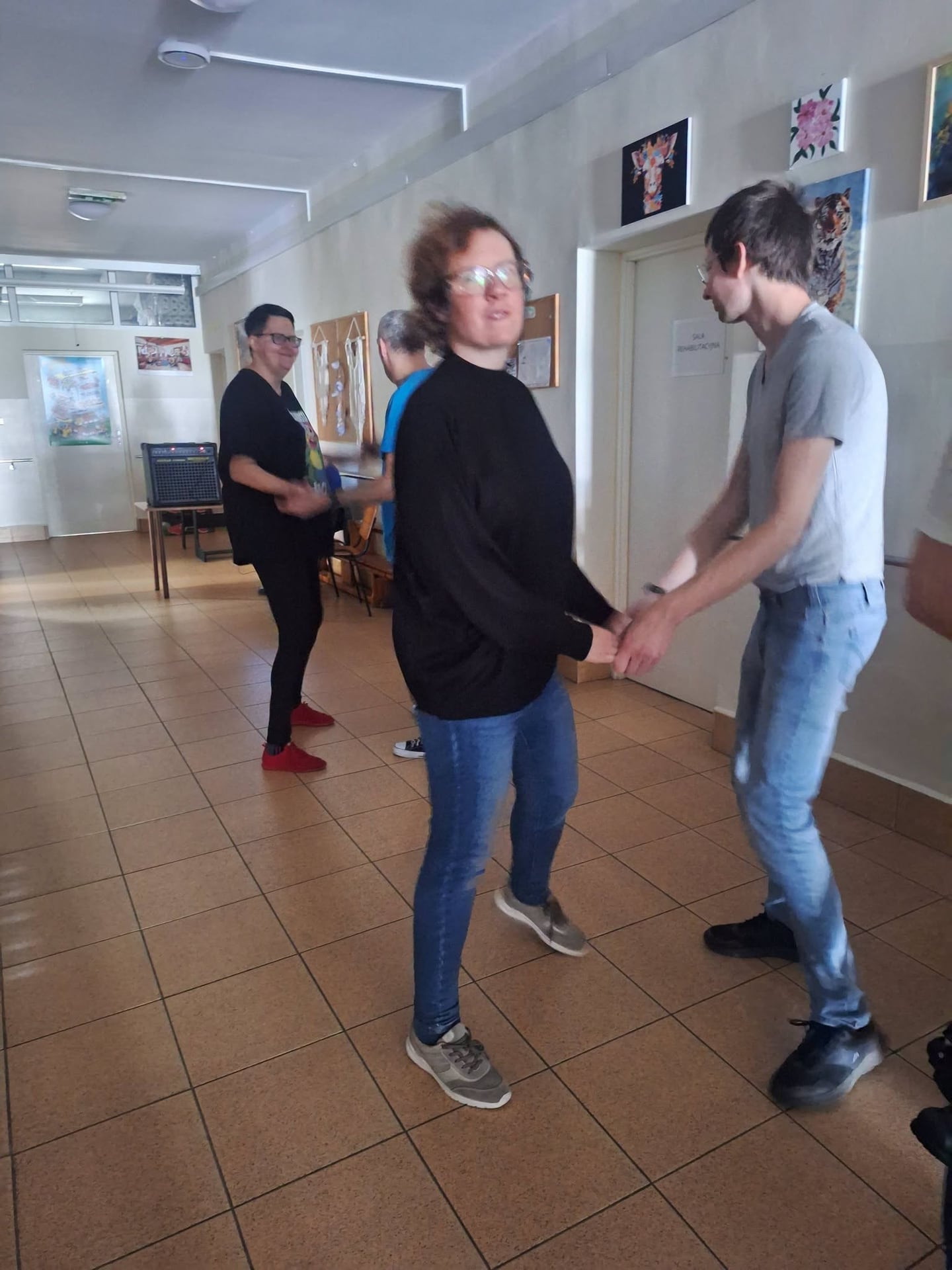 Taniec i śpiew na koniec tygodnia w WTZ