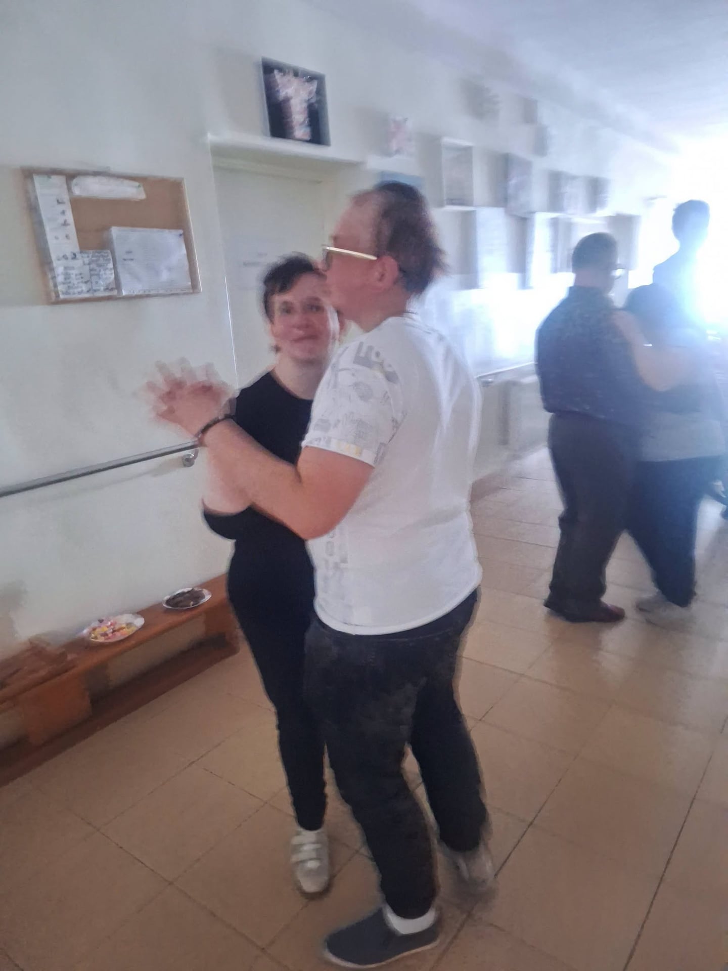 Taniec i śpiew na koniec tygodnia w WTZ